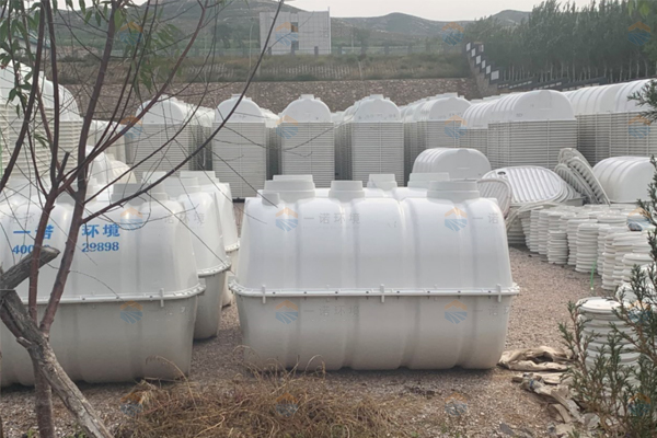 安裝三格式化糞池離水井多遠(yuǎn)合適 安裝三格式化糞池離水井多遠(yuǎn)合適